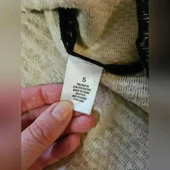 Roz & Ali Black A-Line Midi Party Dress w/ White Underlay, Size Small - Picture 4 of 7